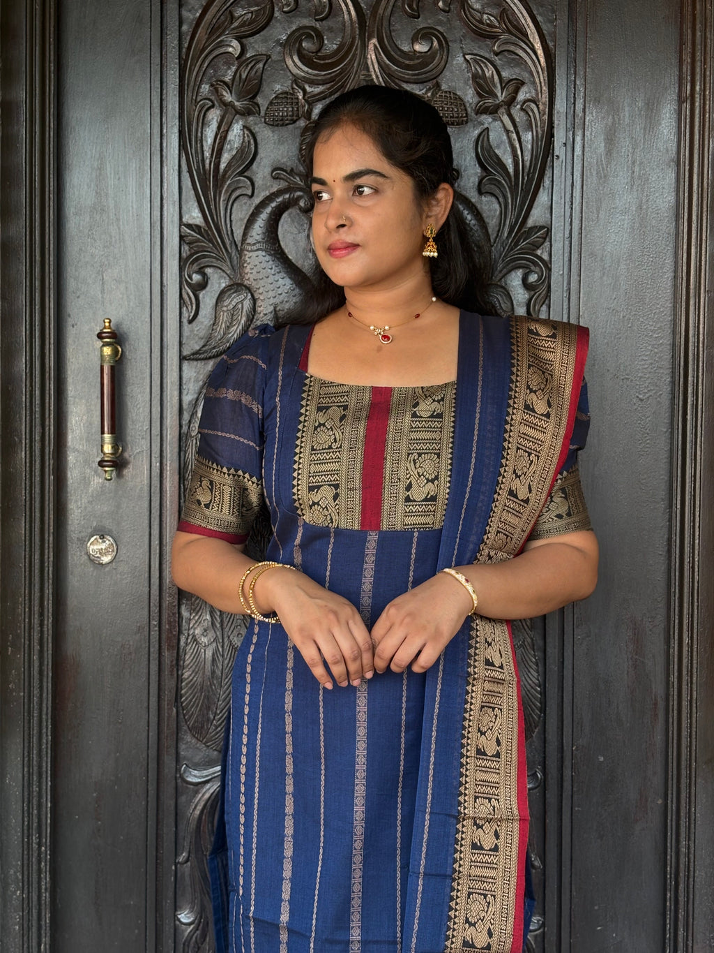 Veldhari Handloom Narayanpet Top And Dupatta Set