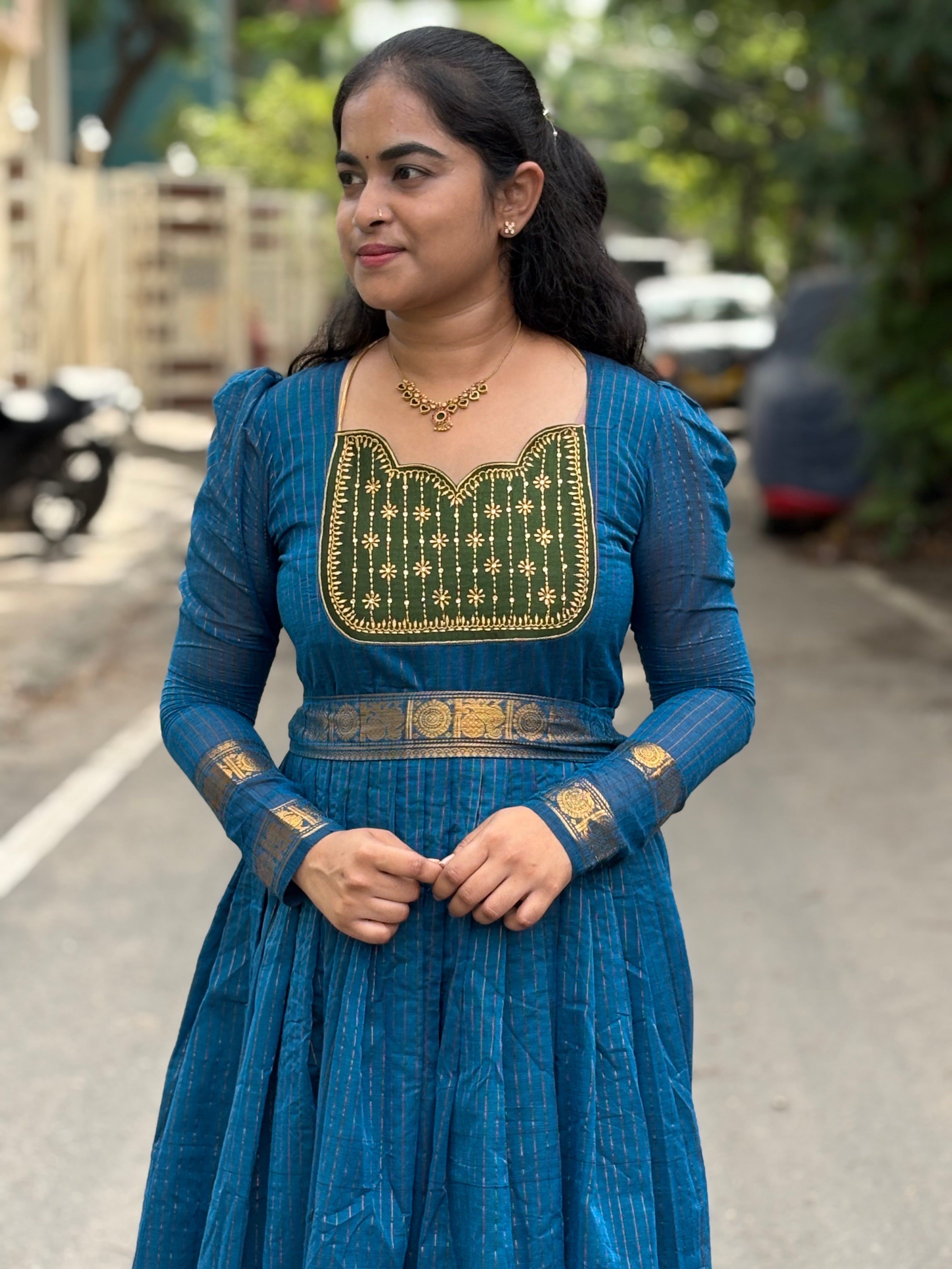 Vairaoosi Pleated Maxi With Silk Dupatta