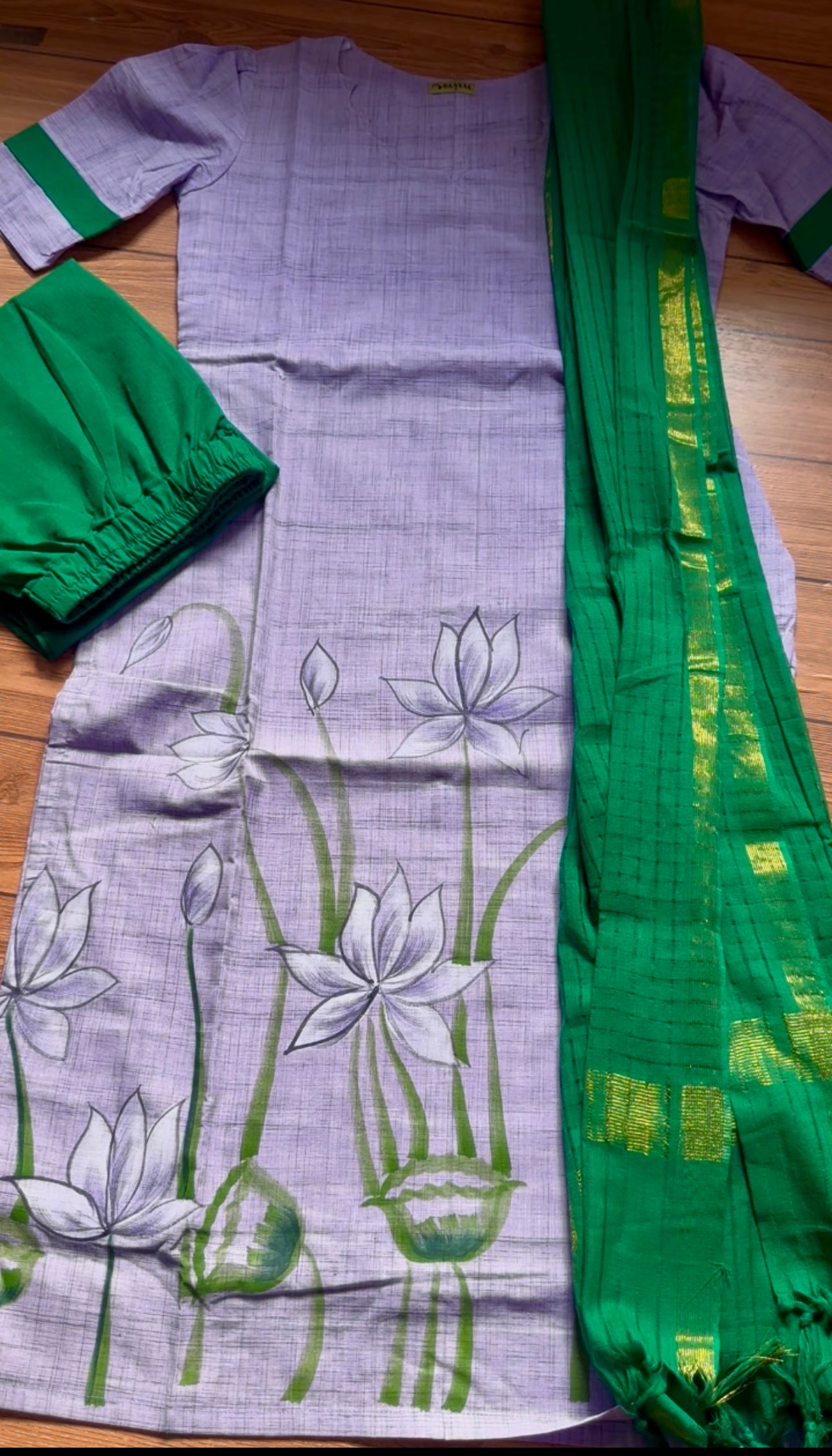 Brush Painted Cotton Set