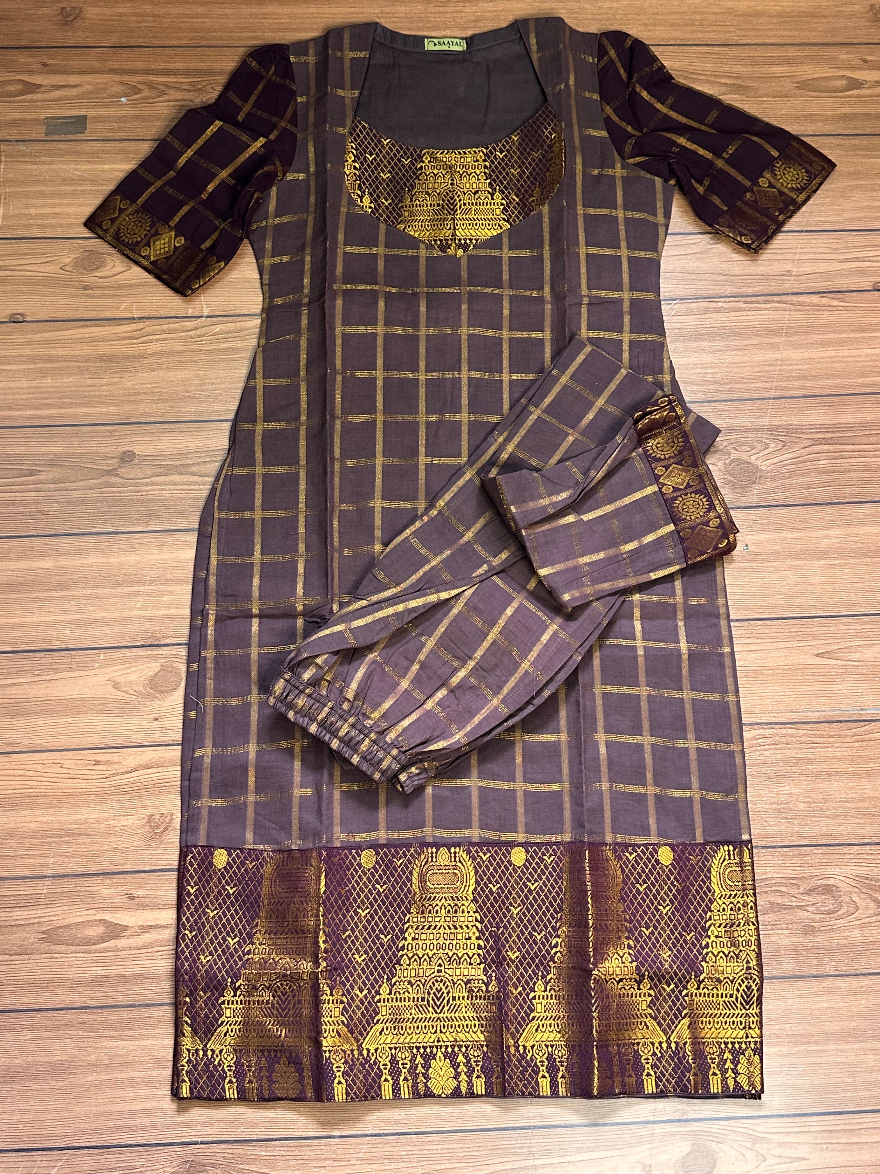 Meenakshi Gopuram Sungudi Cotton Co-ord Set
